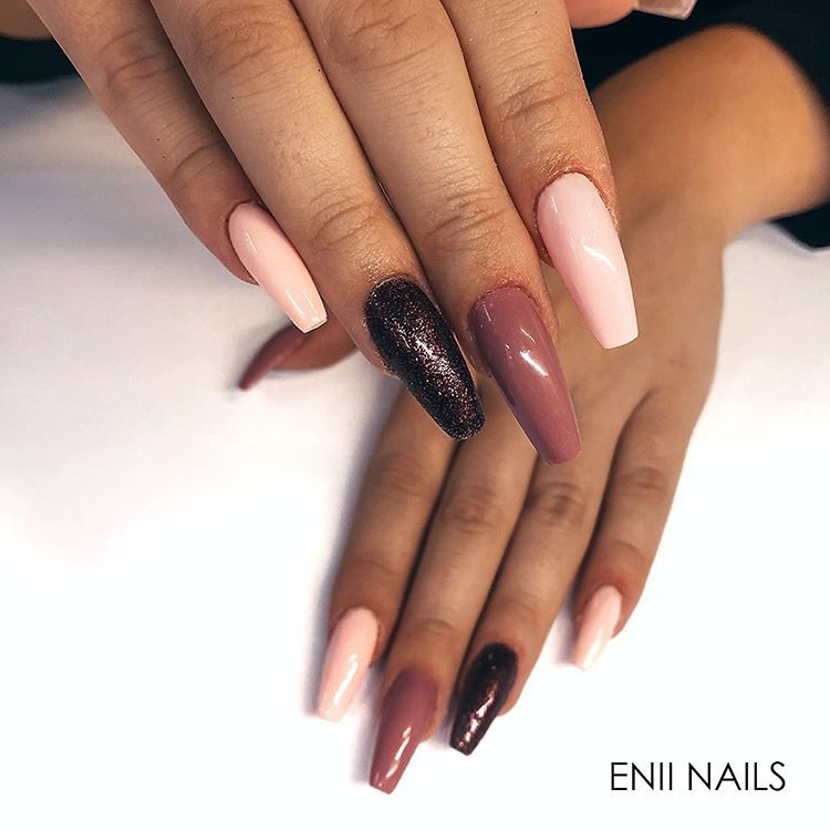 Screenshot_2020-03-25 Enii_nails_official ( enii_nails_official) • Fotky a videa na Instagramu